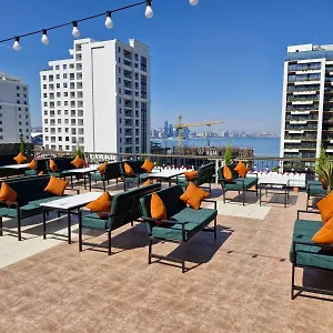 **** Otel Nur & Terrace Cafe Azerbaycan